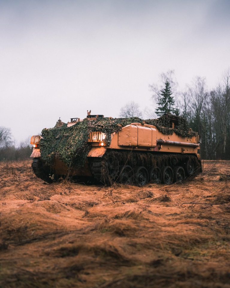 Riga Tank Riding4