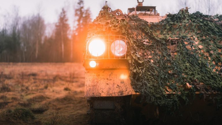 Riga Tank Riding2