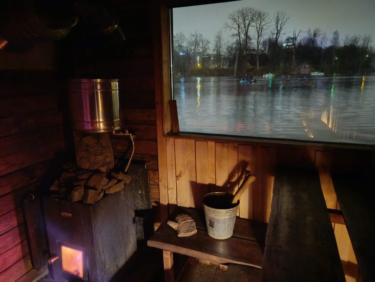 Floating Sauna5