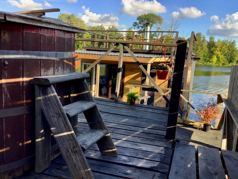 Floating Sauna2