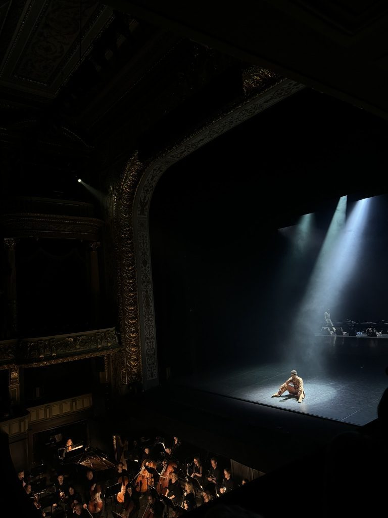 Exclusive Guided Opera Backstage Tour4